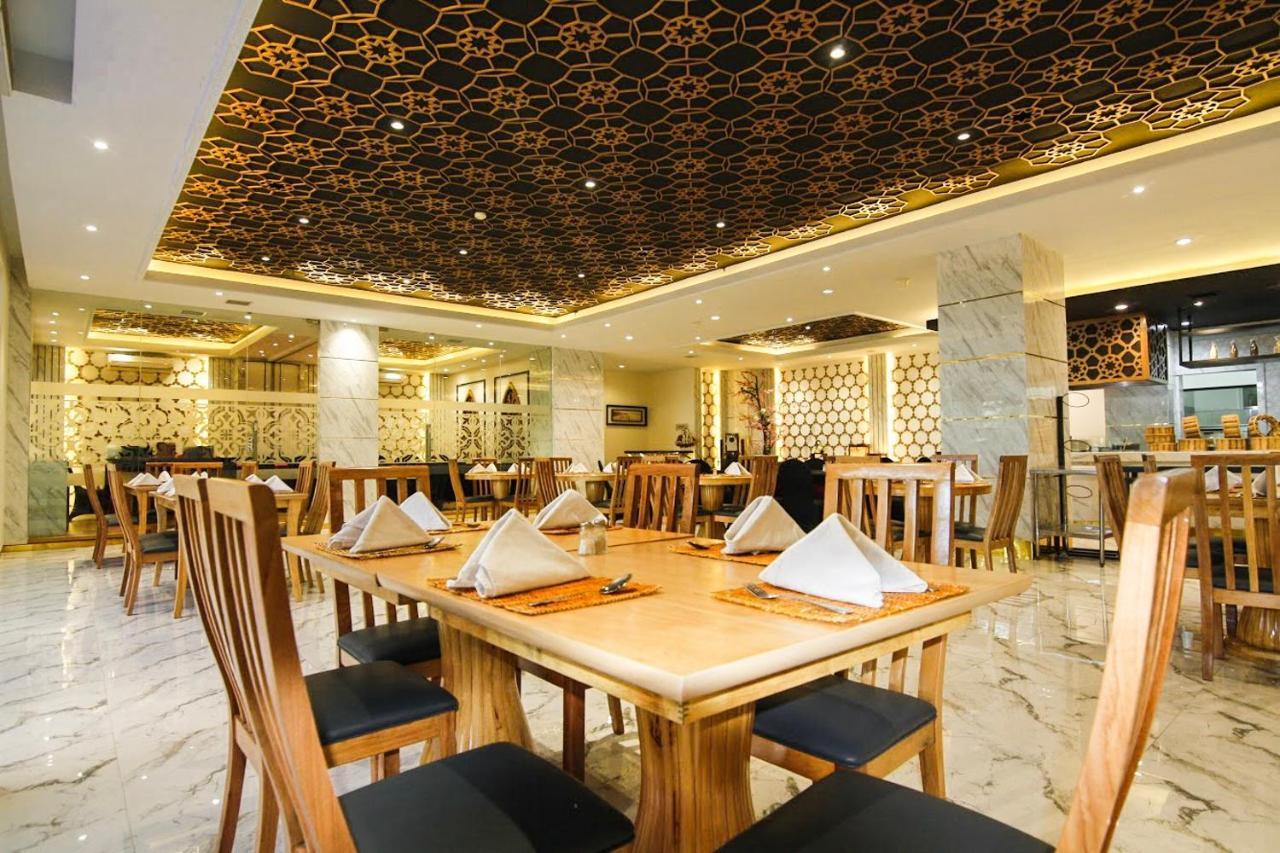 Hermes Palace Hotel Banda Aceh Eksteriør bilde