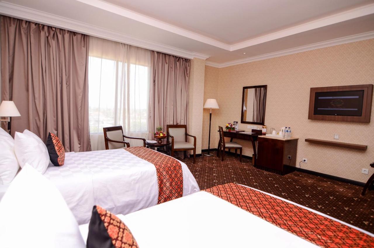 Hermes Palace Hotel Banda Aceh Eksteriør bilde