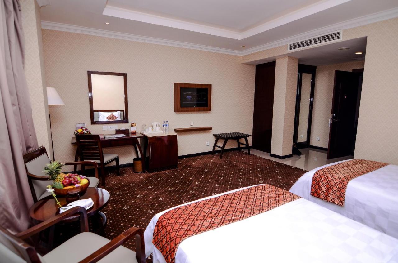 Hermes Palace Hotel Banda Aceh Eksteriør bilde